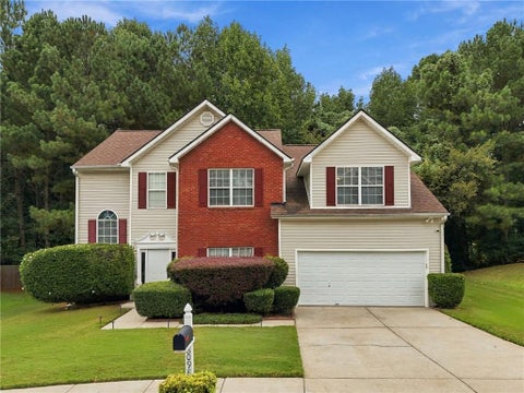 Homes For Sale - 8098 Green Garden Drive<br/> Riverdale, GA 30296