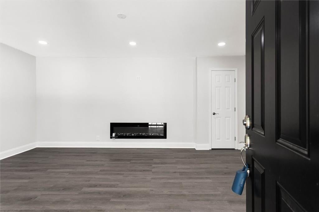 837 Laurelmont Drive SW