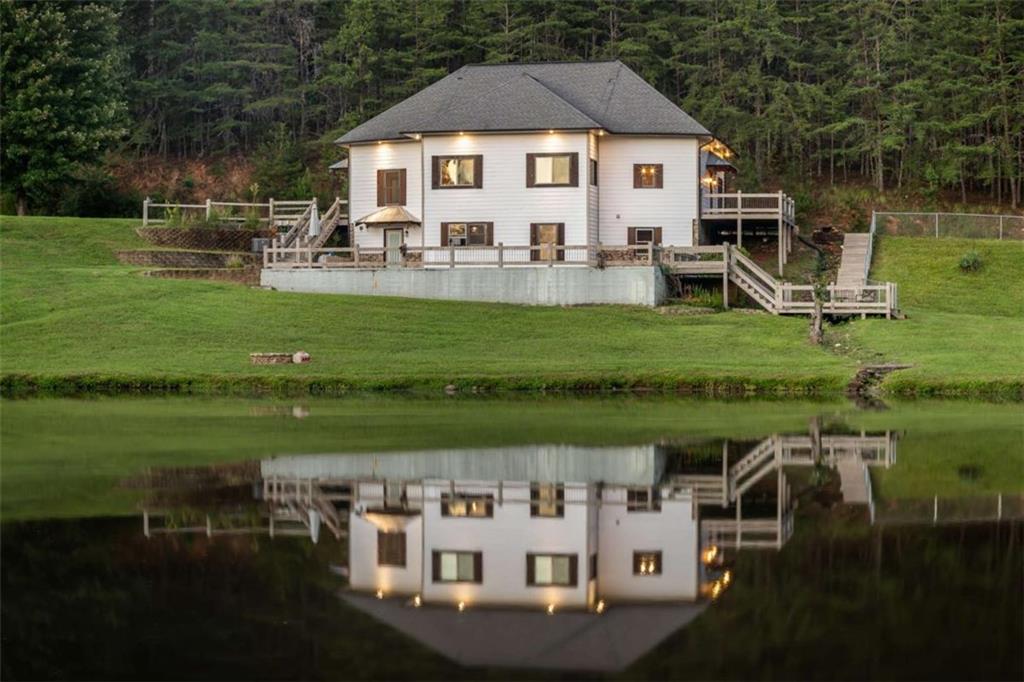 2637 River Road