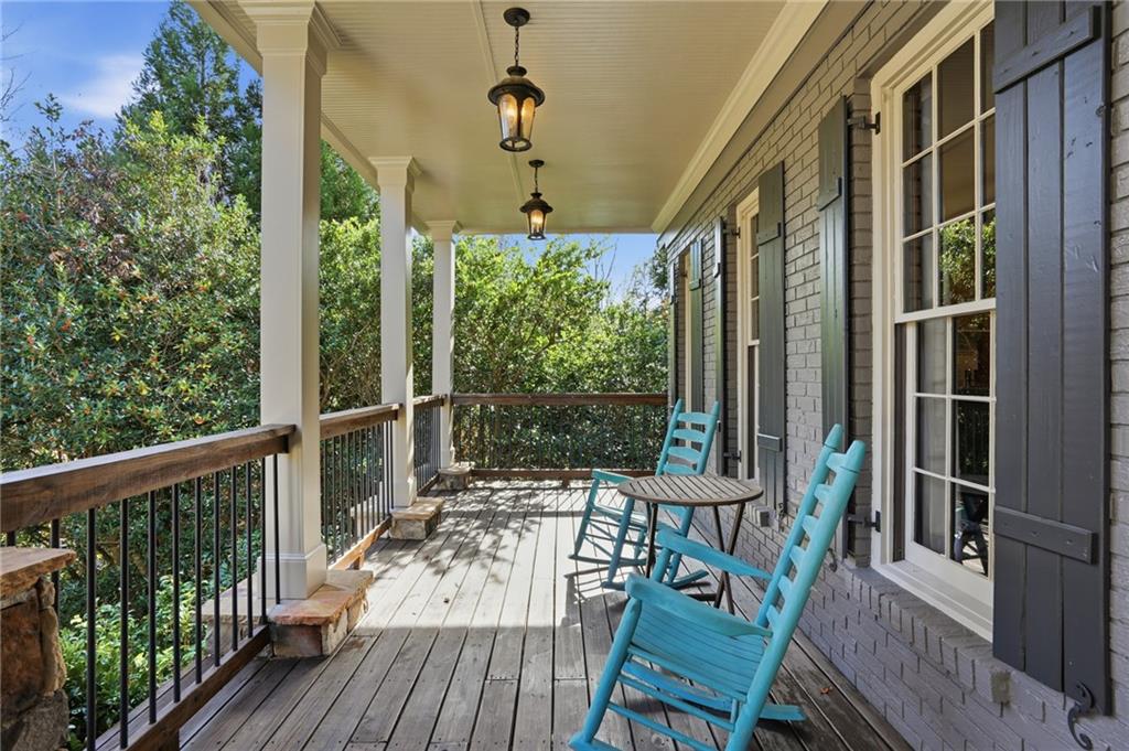 33 Old Stonemill Road NE