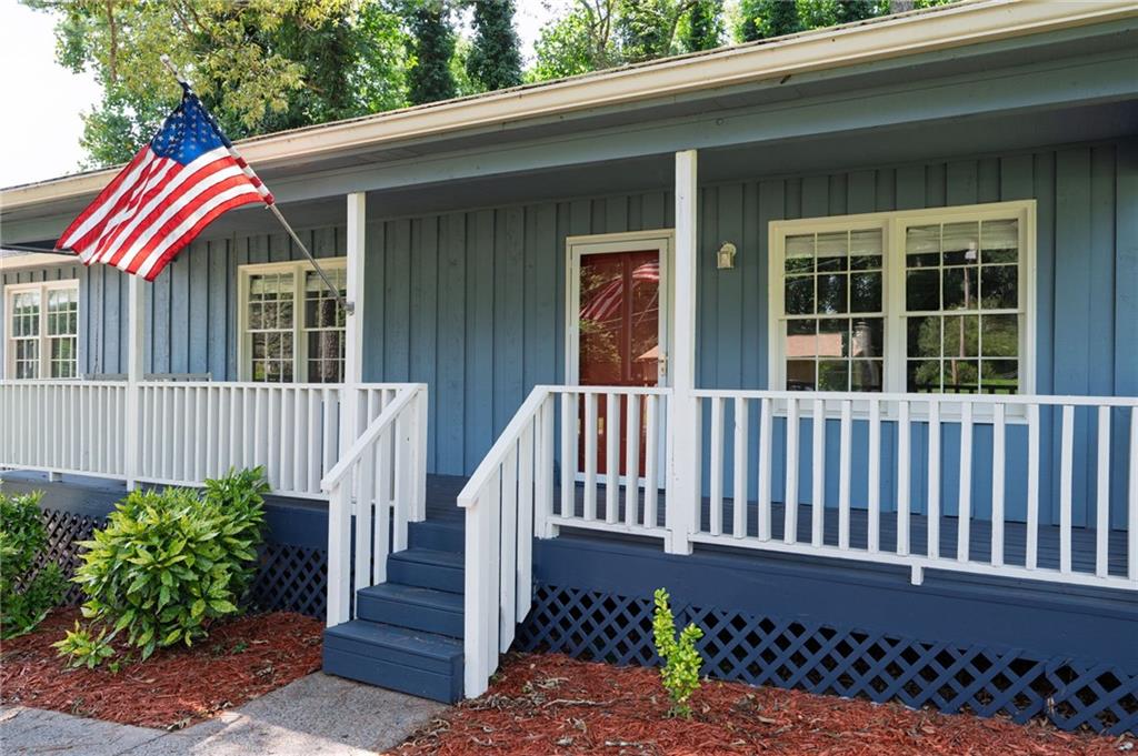 305 Summer Court