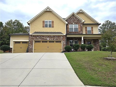 A home in Dacula