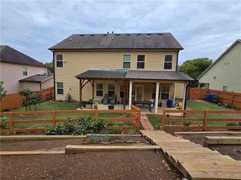 A home in Dacula