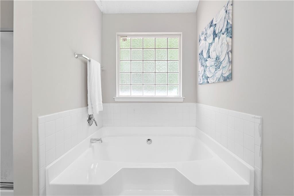4087 Rosebud Park Drive, Snellville, Georgia image 37