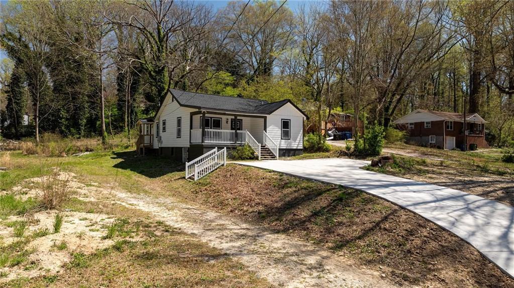 665 S Eugenia Place NW