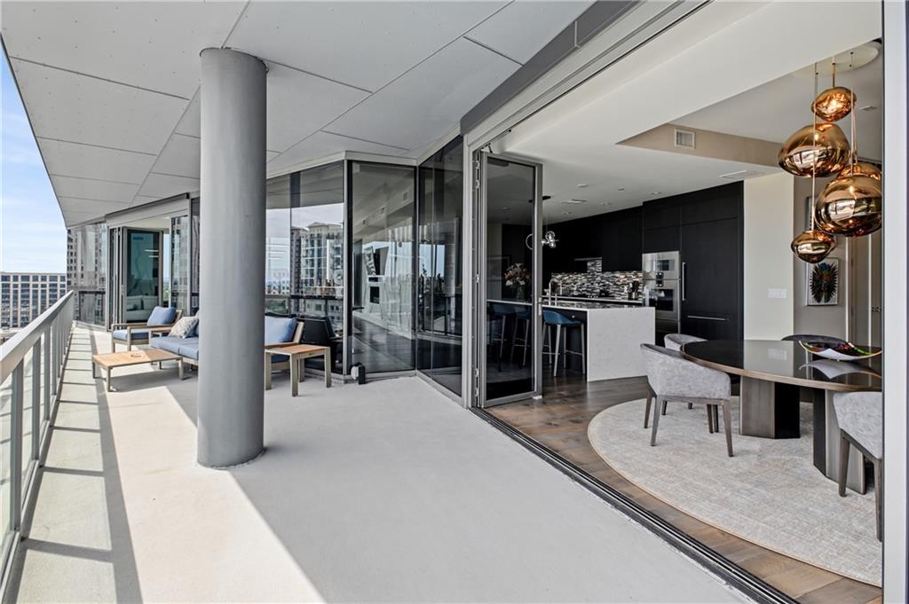 3107 Peachtree Road NE 1001