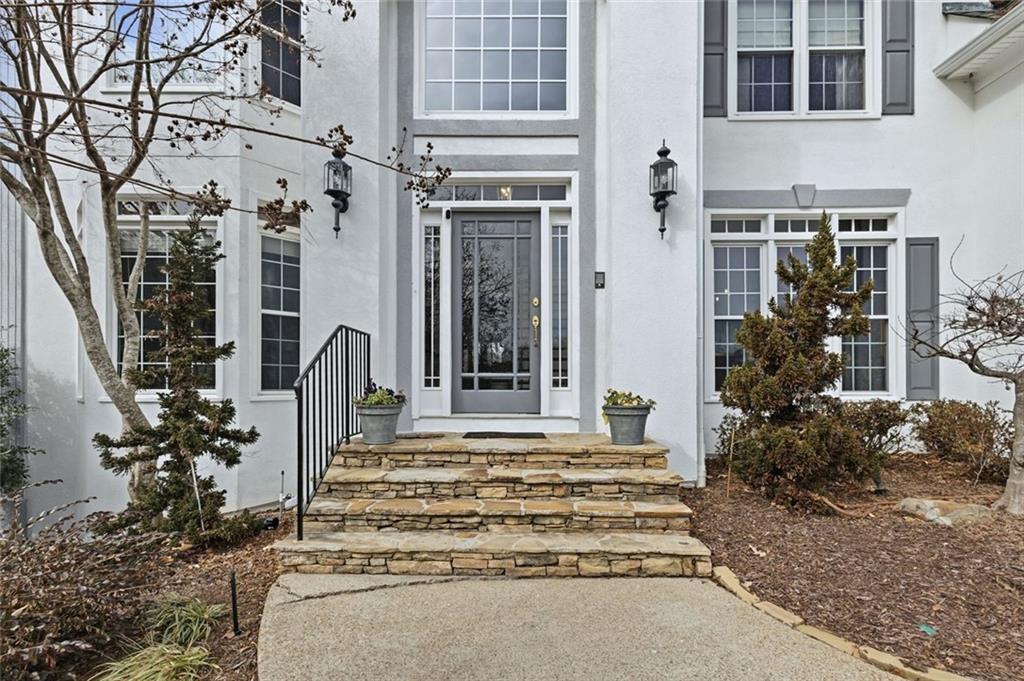 3331 Alyesbury Court