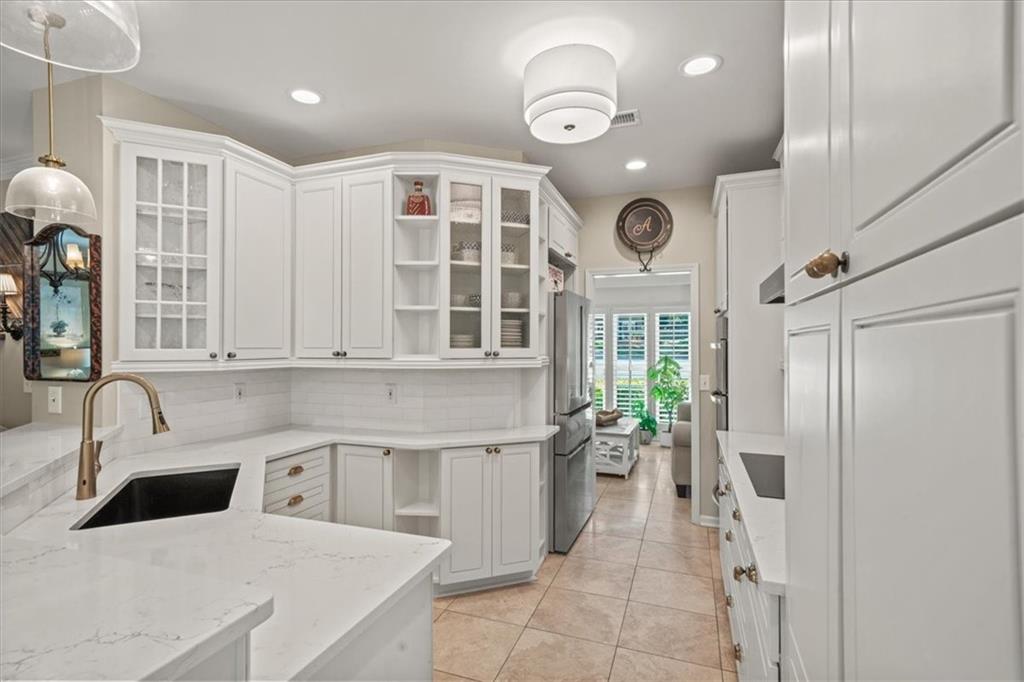 230 Bristol Stone Court, Johns Creek, Georgia image 9
