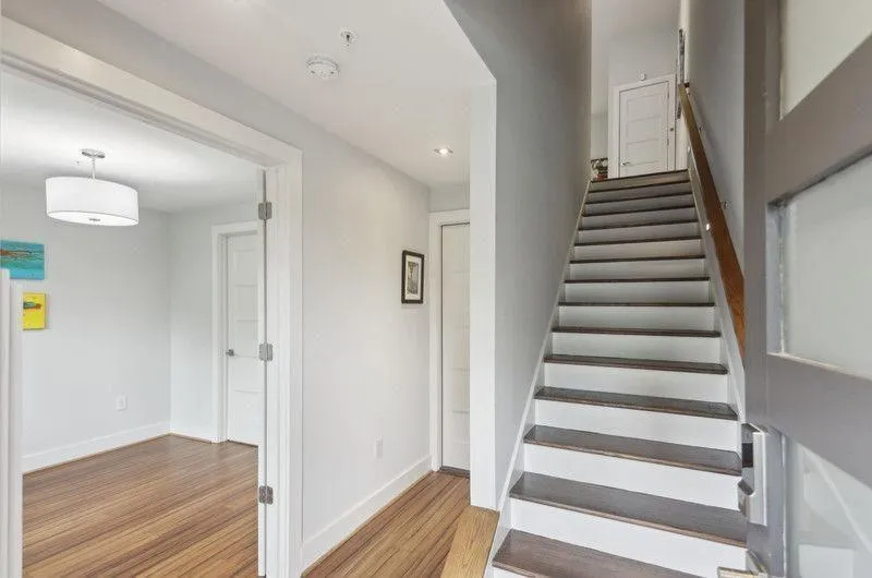 Atlanta, Georgia 30307, United States, 3 Bedrooms Bedrooms, ,4 BathroomsBathrooms,Residential,Active,158760