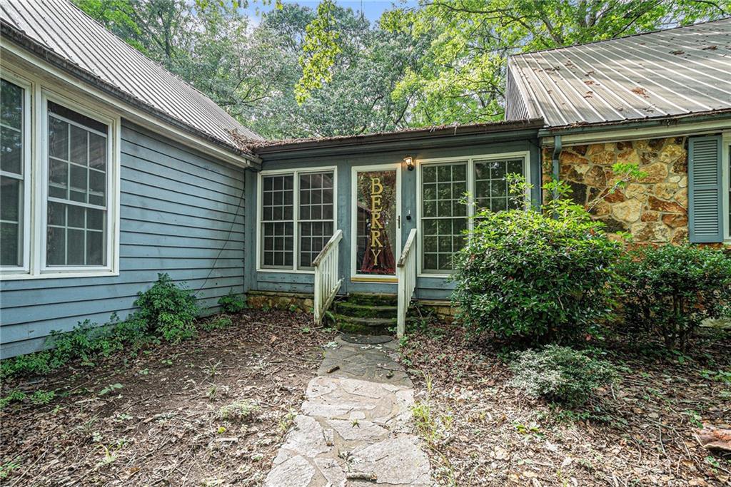 126 Lakeover Drive