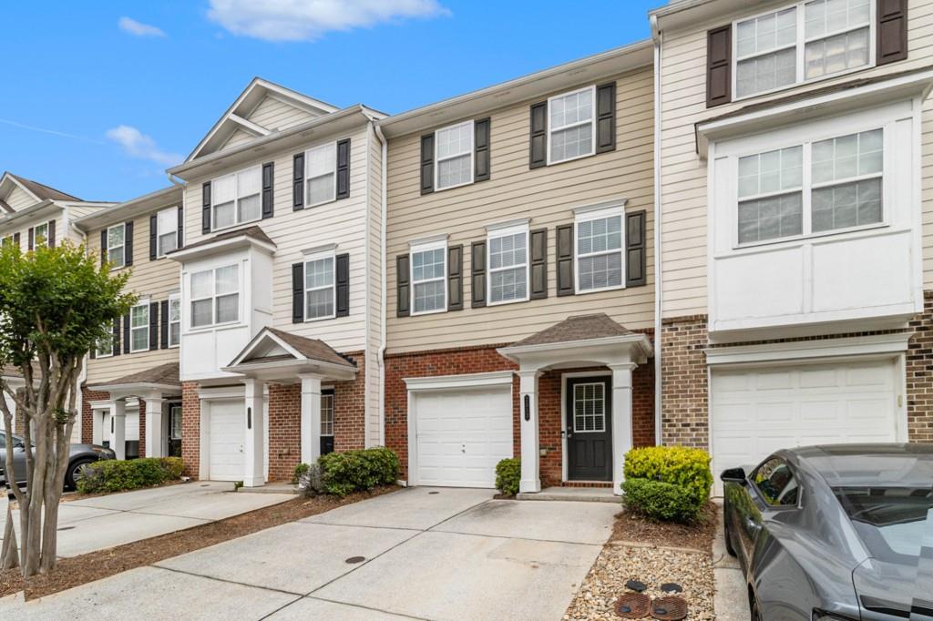 2513 Ivey Crest Circle