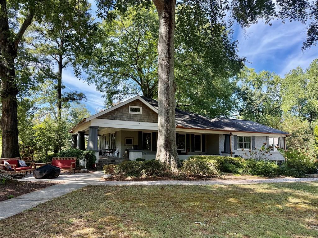 2262 Ridgedale Road NE