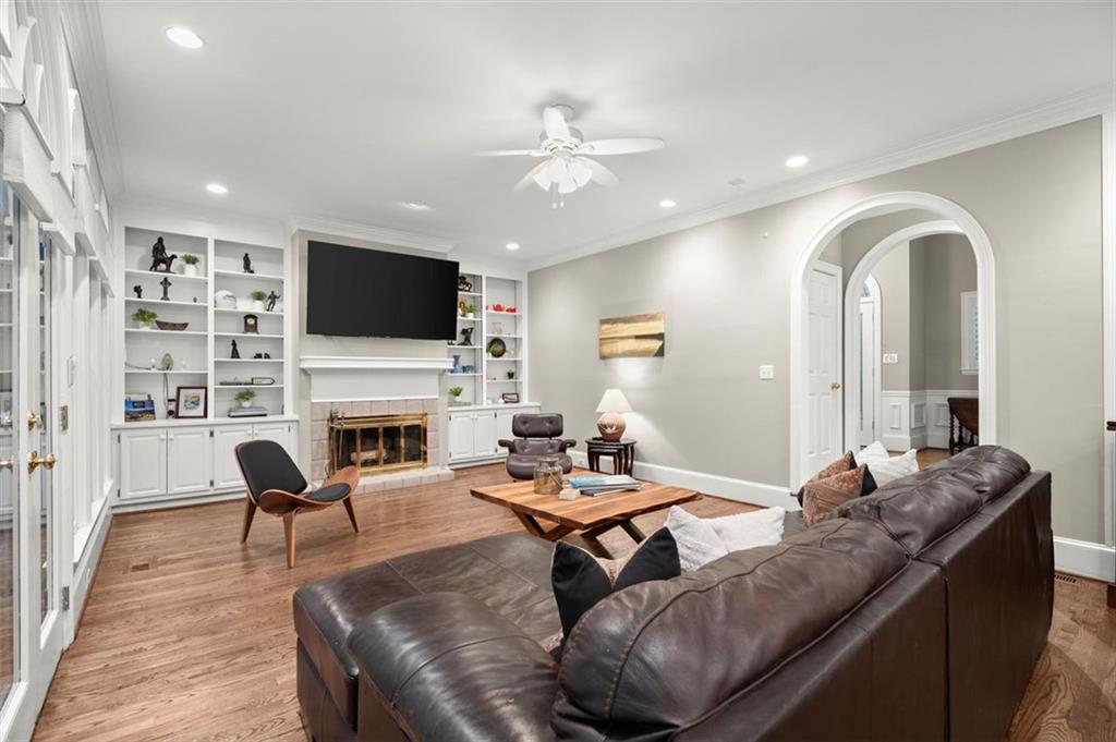 194 Sentinel Place SE