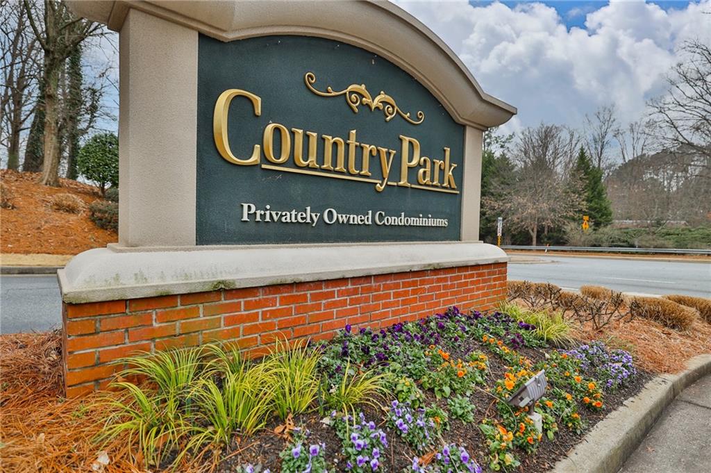 907 Country Park Drive, Smyrna, Georgia image 2
