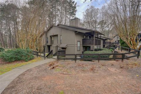 Photo of 1804 Cumberland Court SE, Smyrna, GA 30080 (MLS # 7615419)