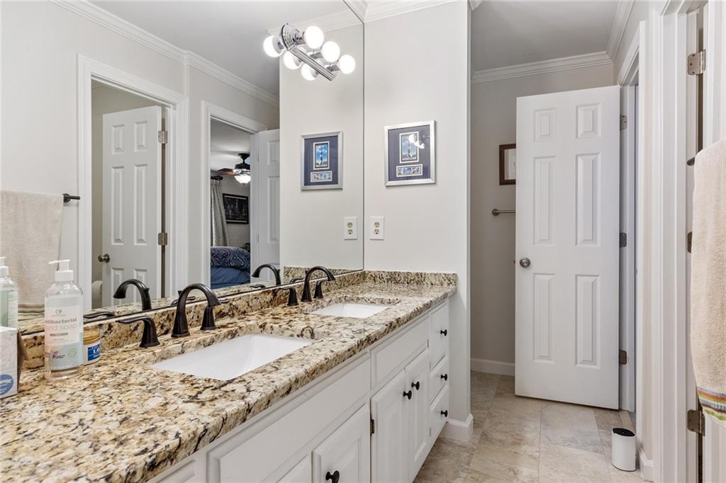 Rivergate - Residential