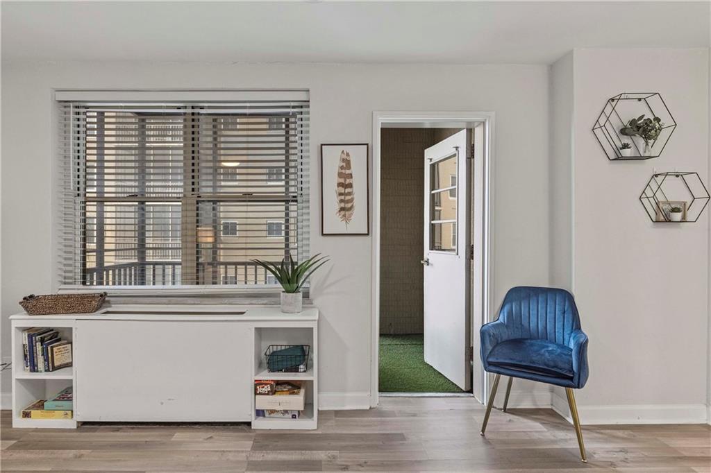 300 W Peachtree Street NE 3M