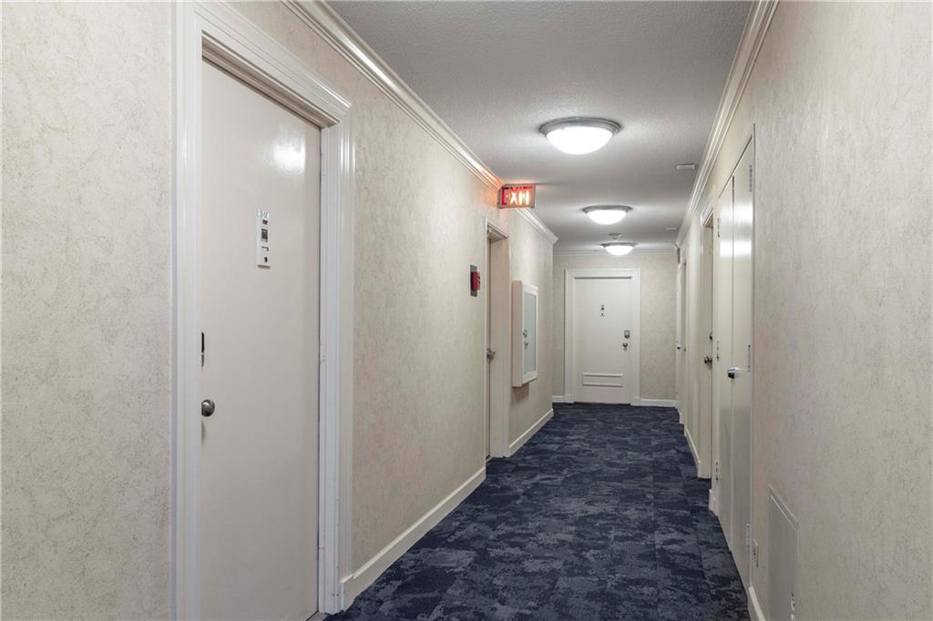 300 W Peachtree Street NE 3M