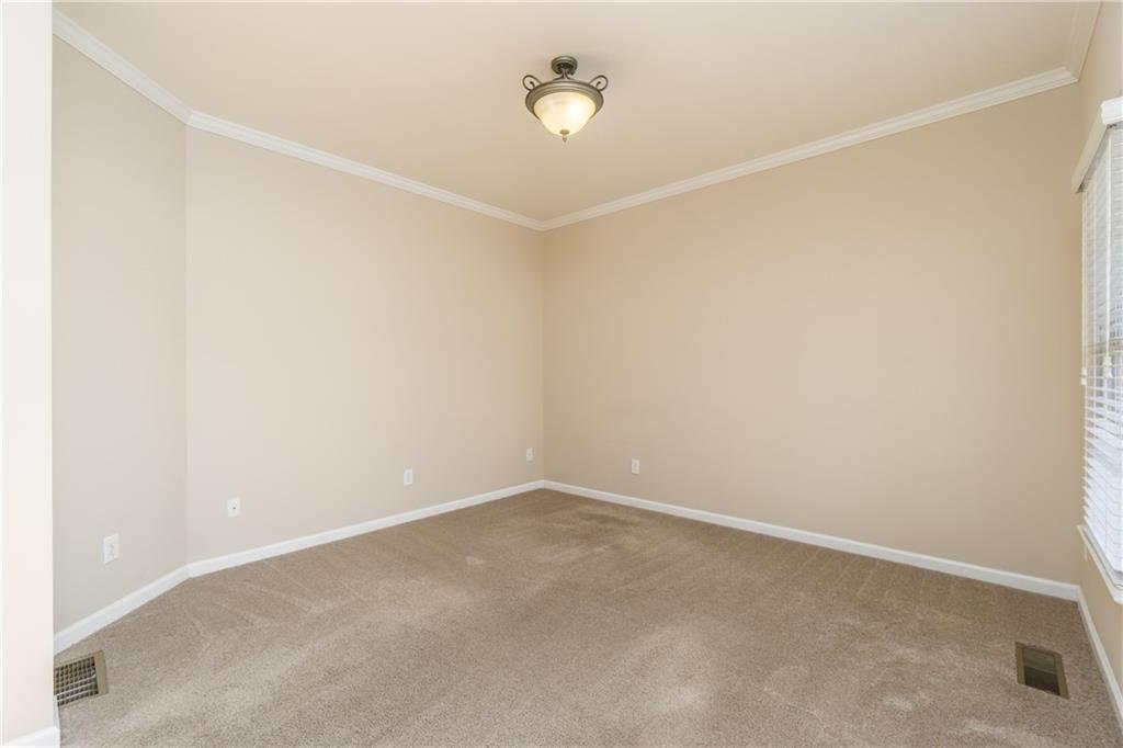 8670 Woodland View Drive