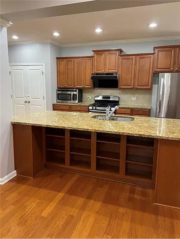 3422 Fallen Oak Drive
