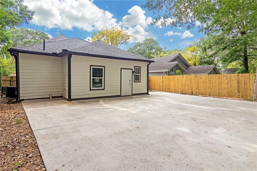 1055 Mayson Turner Road