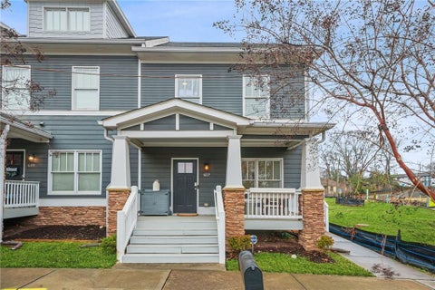 Townhouse For Sale - 617 Chestnut Street<br/> Atlanta, GA 30354