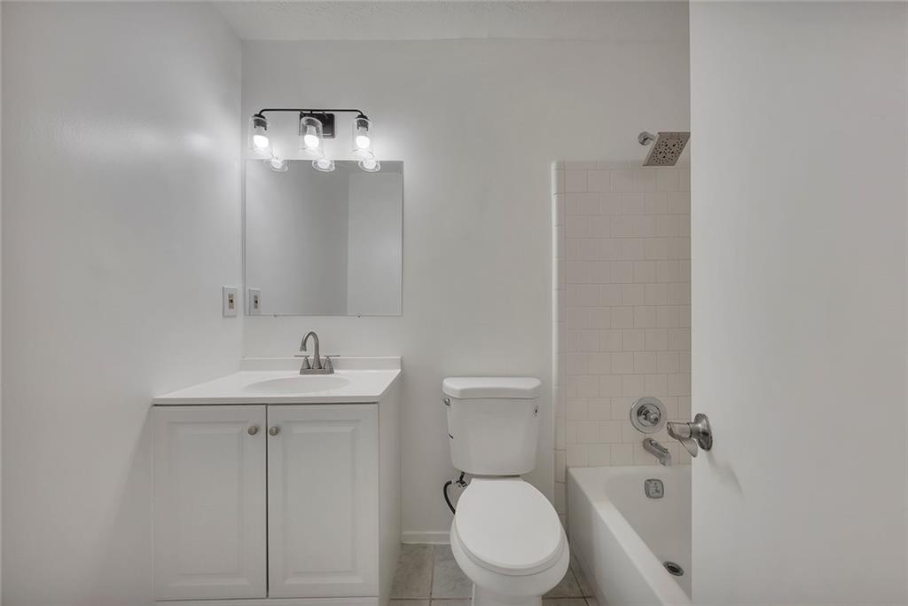 Berkshire Manor - Residential
