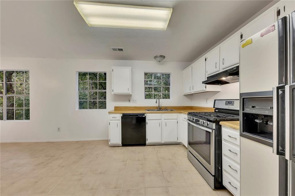 Berkshire Manor - Residential