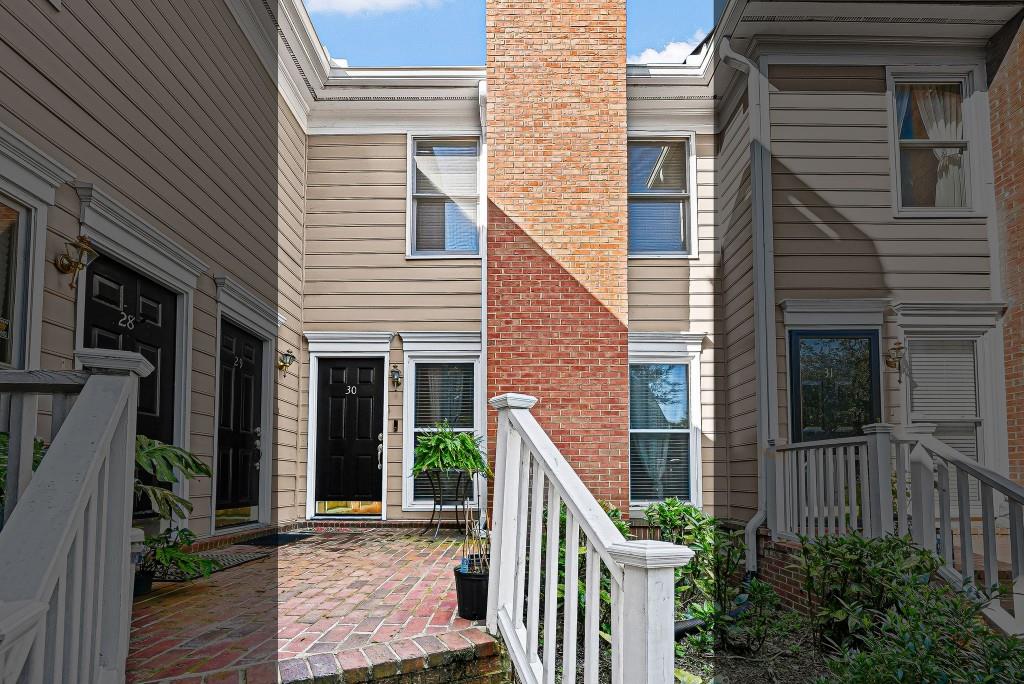 7500 Roswell Road 30