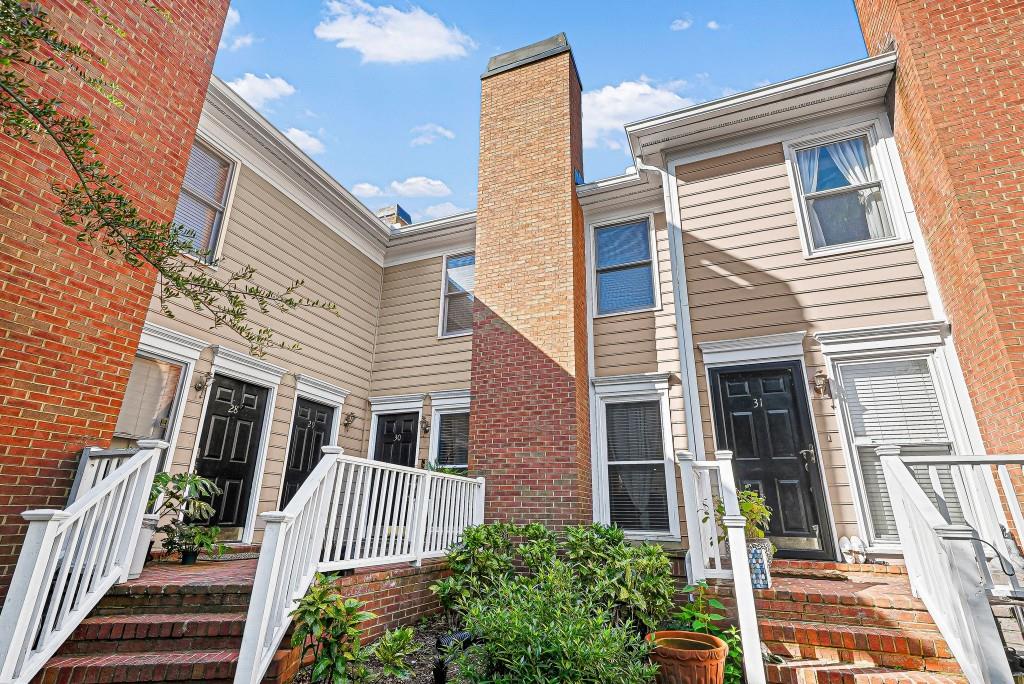 7500 Roswell Road 30