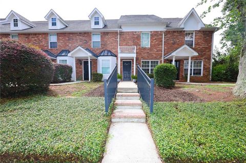 37 Intown Place Fayetteville GA 30214