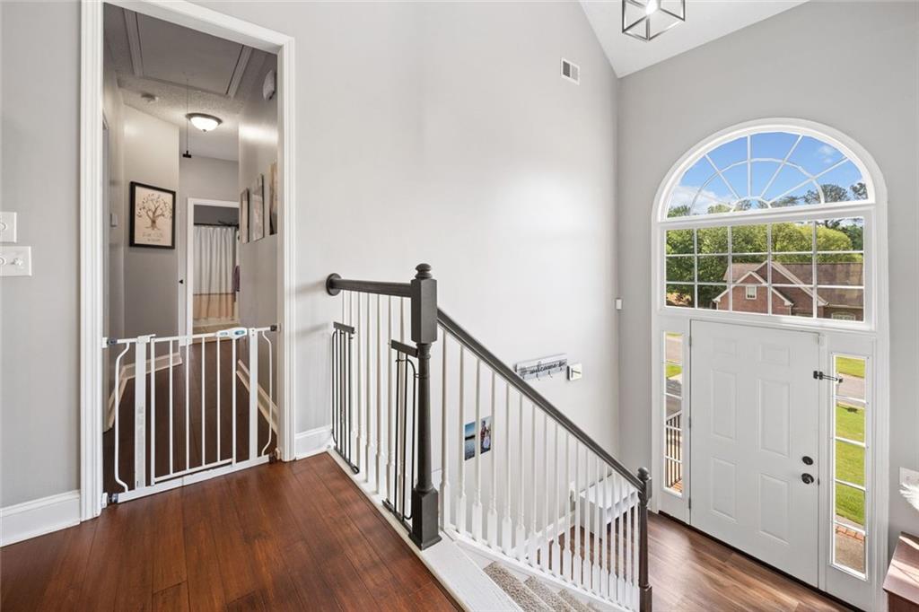 47 Centerport Drive, White, Georgia image 6