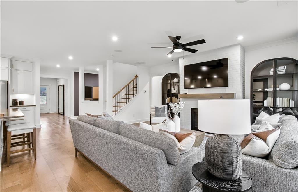 303 Rockledge Bend SW