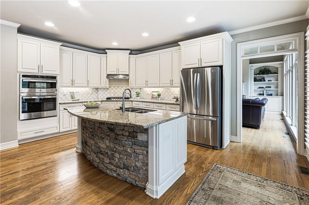 325 Taylor Glen Drive