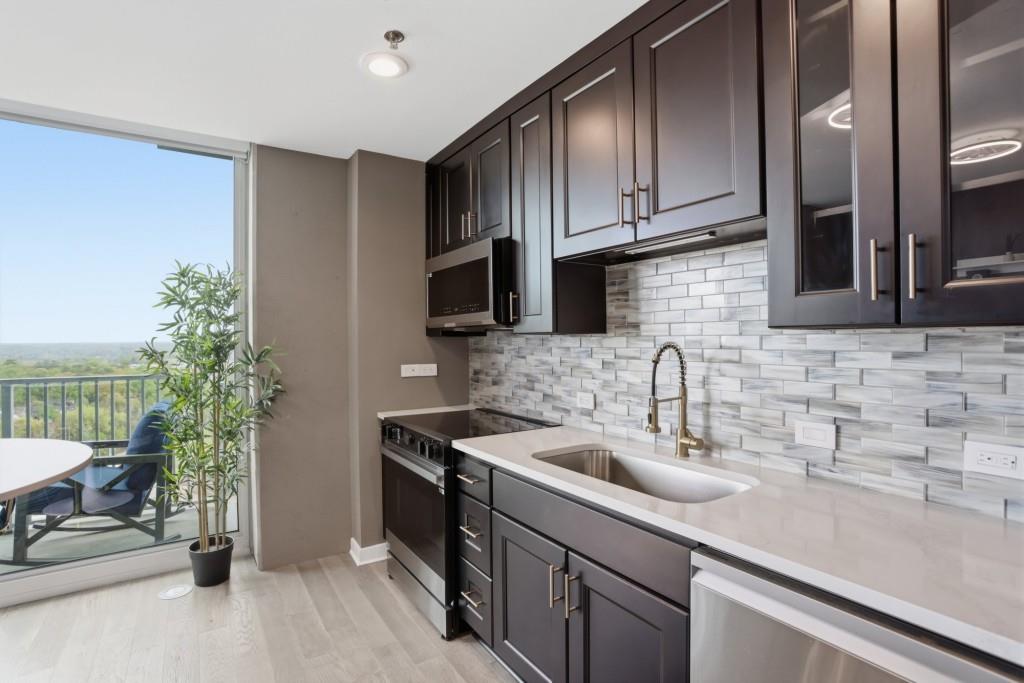 361 17th Street 1720