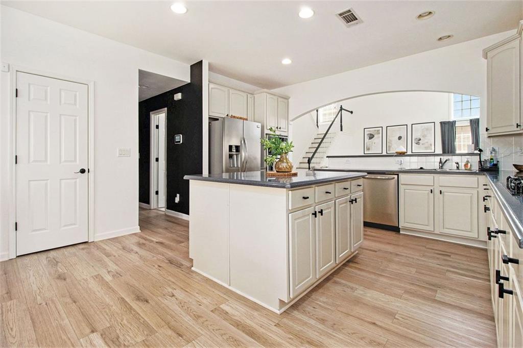 4435 Bellwood Circle, Atlanta, Georgia image 6