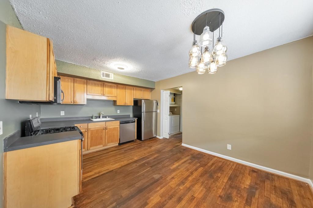 305 Atlanta Avenue SE 4