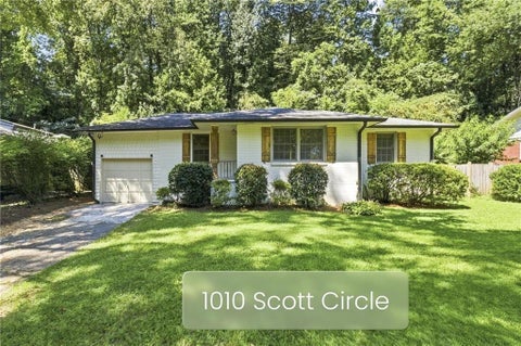Photo of 1010 Scott Circle, Decatur, GA 30033 (MLS # 7832623)