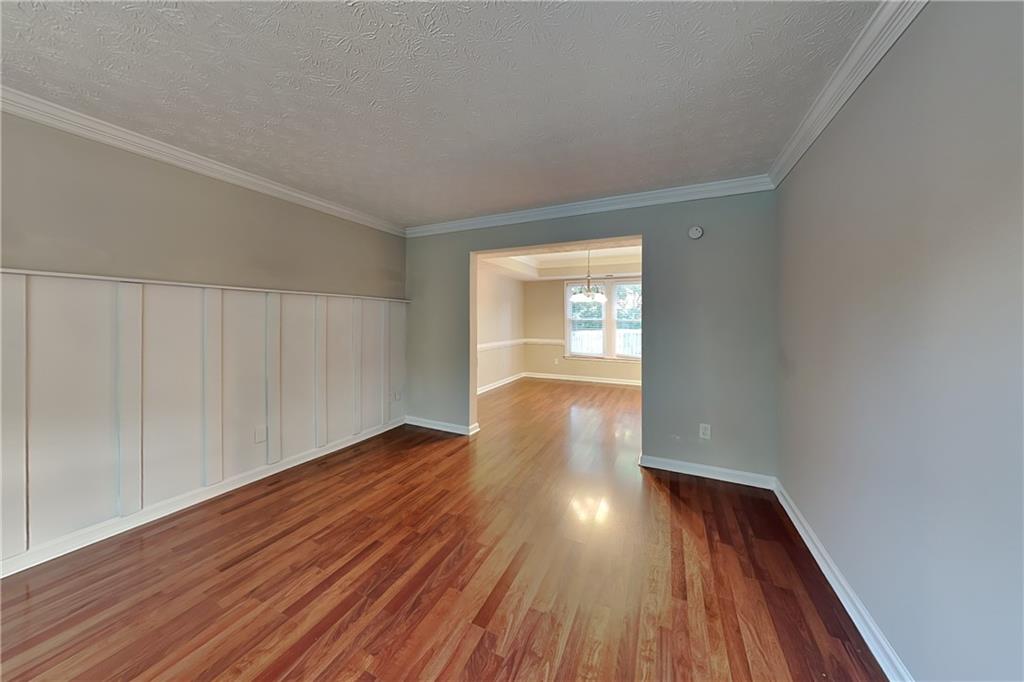 465 Mikasa Drive