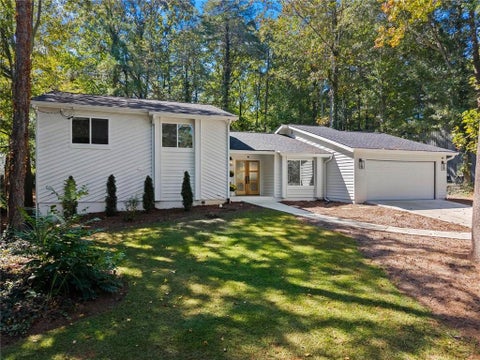 Homes For Sale - 3469 Winter Hill Drive<br/> Cobb County, Marietta, GA 30062