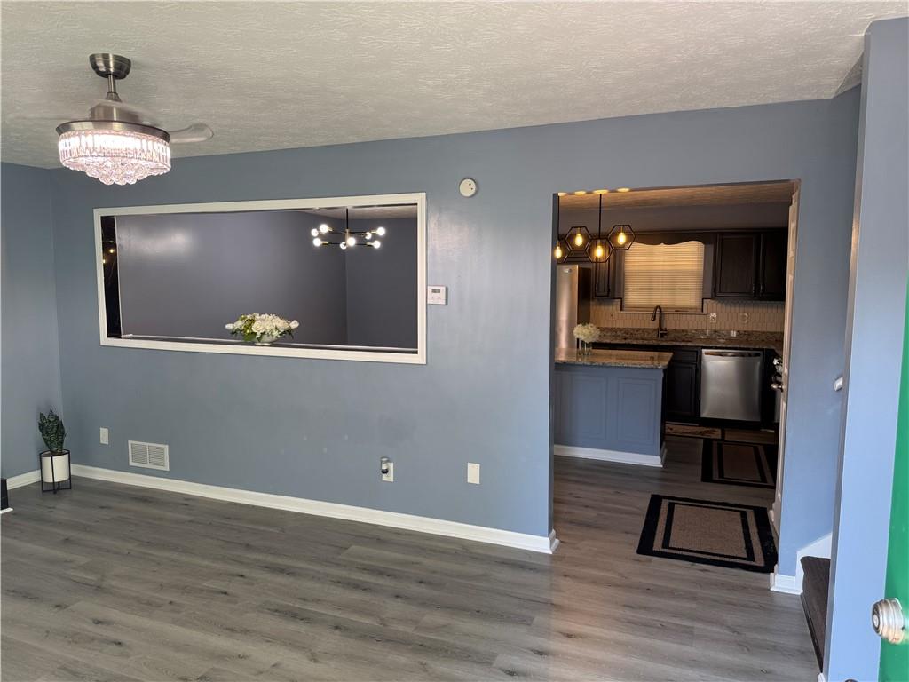 110 Stagecoach Trail