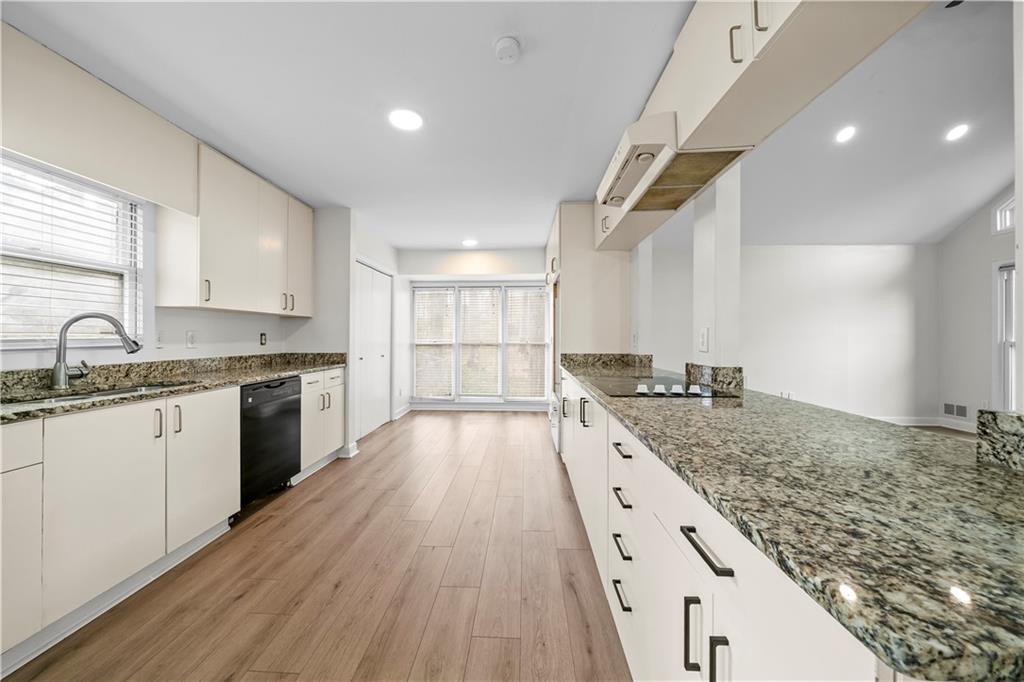 85 Geraldine Drive SE