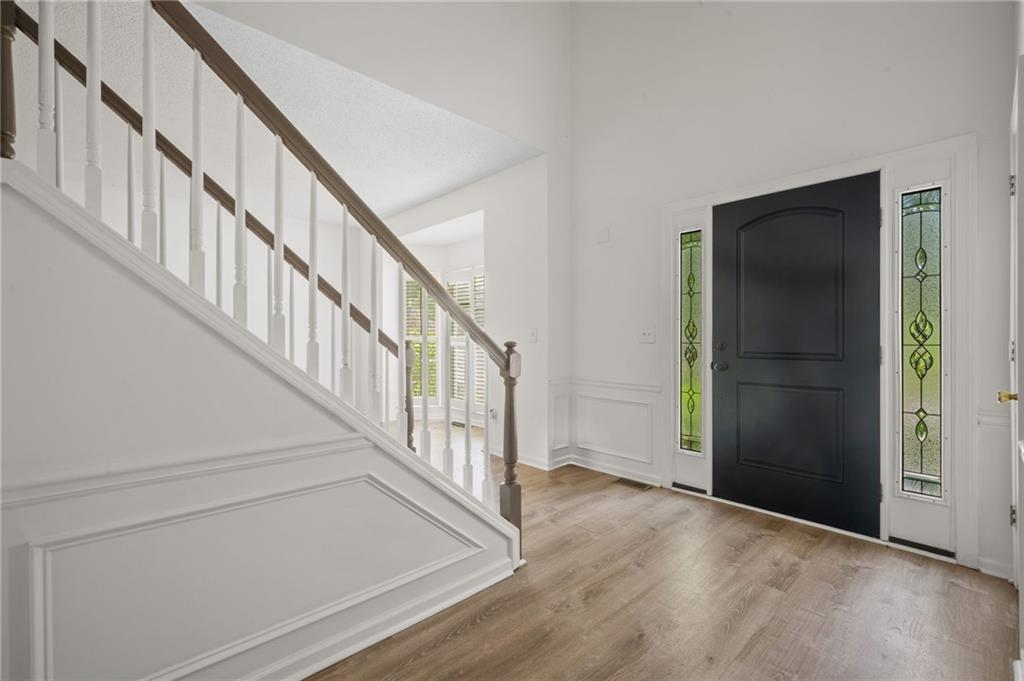 10895 Glenbarr Drive