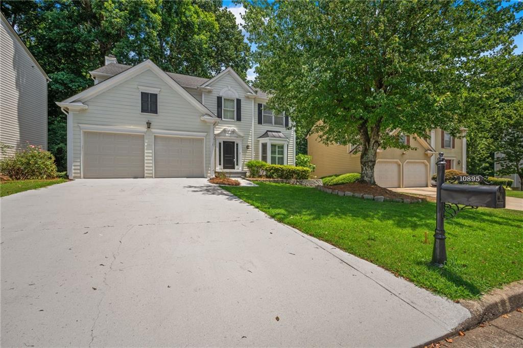 10895 Glenbarr Drive