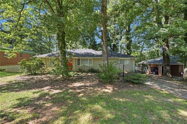 1923 ROSEWOOD RD, DECATUR, GA 30032 - Image b1b93be4ac38830f89613171eabfc2df/2247806517