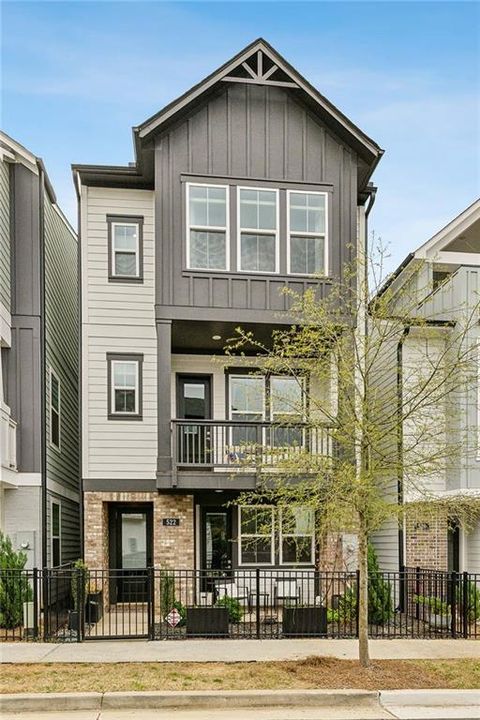 Photo of 522 Hargrove Lane, Decatur, GA 30030 (MLS # 7642223)