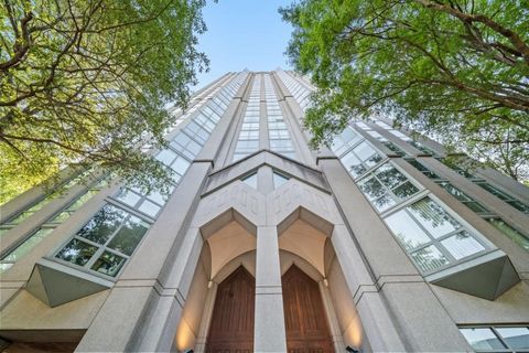 Condo For Sale - 2870 Pharr Court #506<br/> Atlanta, GA 30305