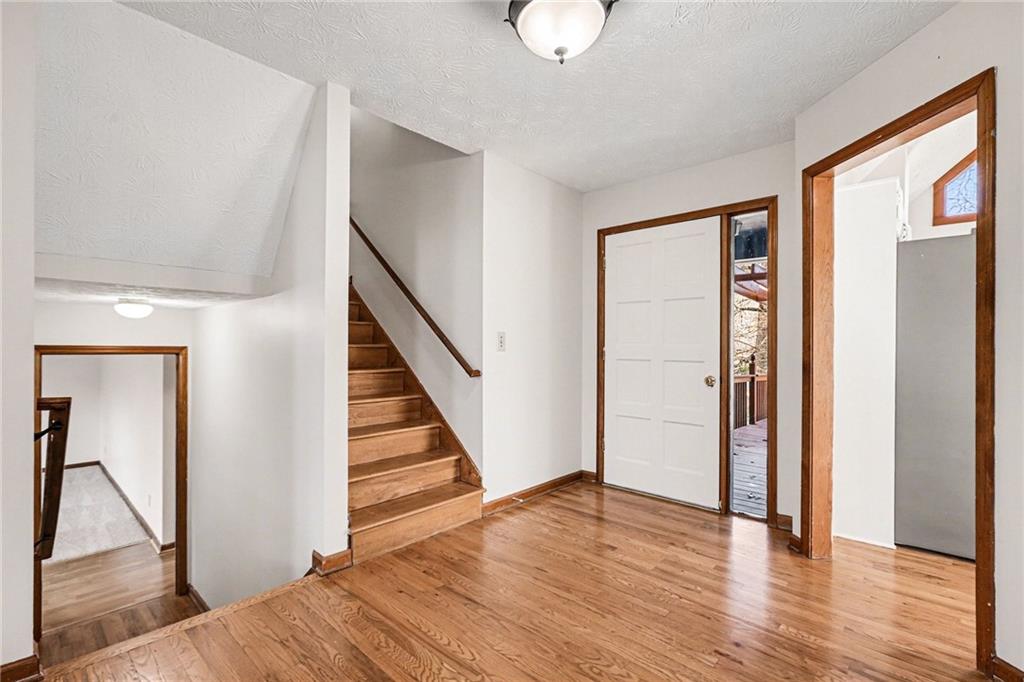 2711 Old Coach Road