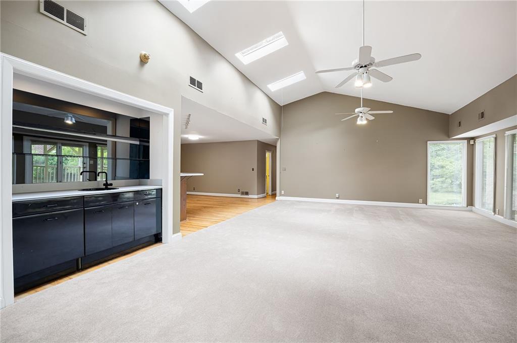 3272 Pinestream Road NW