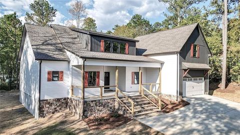 A home in Calhoun